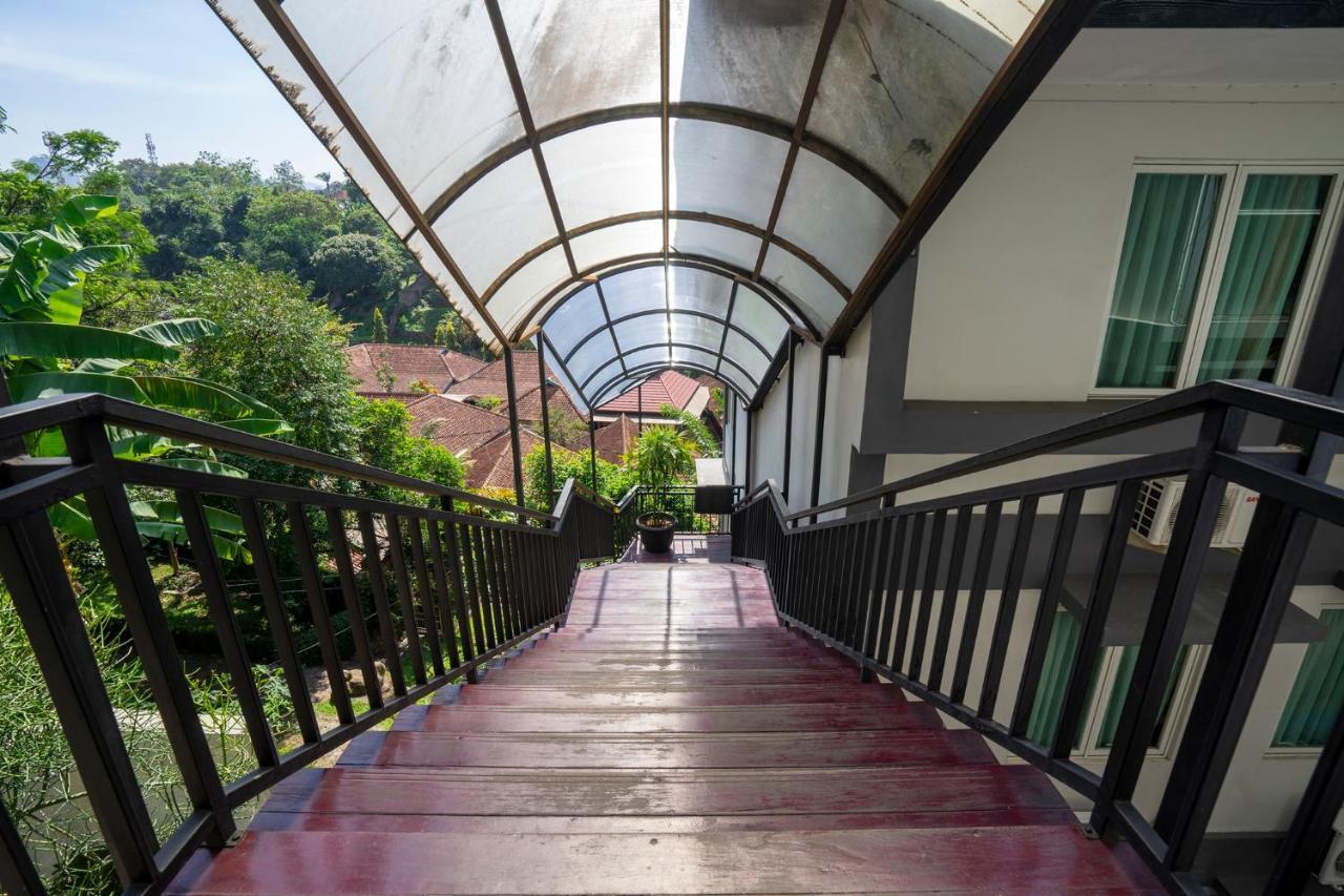 Dago'S Hill Hotel Bandung Exterior foto